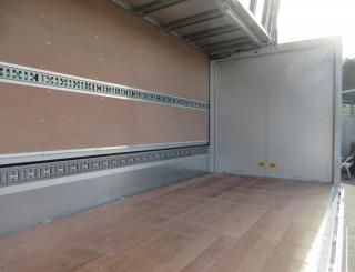 三菱 ウィング 小型  2PGーFEB80 30枚目