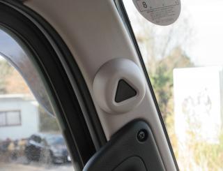 三菱 平ボデー・Wキャブ・シャーシ 小型  2RGーFBAV0 17枚目