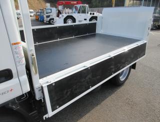 三菱 平ボデー・Wキャブ・シャーシ 小型  2RGーFBAV0 33枚目