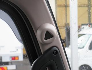 三菱 平ボデー・Wキャブ・シャーシ 小型  2PGーFEB90 17枚目