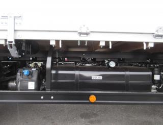 三菱 平ボデー・Wキャブ・シャーシ 小型  2PGーFEB90 34枚目