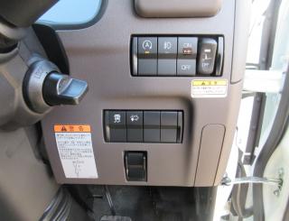 三菱 バン 小型  2RGーFEAV0 10枚目