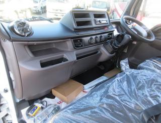 三菱 バン 小型  2RGーFEAV0 20枚目