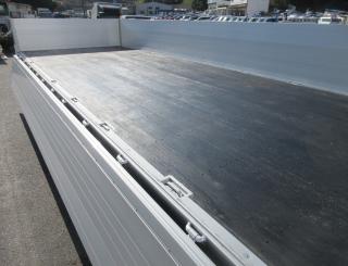 三菱 平ボデー・Wキャブ・シャーシ 中型  2KGーFK65F 24枚目