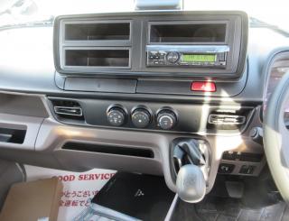 三菱 平ボデー・Wキャブ・シャーシ 小型  2RGーFBAV0 13枚目