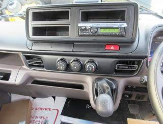 三菱 平ボデー・Wキャブ・シャーシ 小型  2RGーFBAV0 13枚目