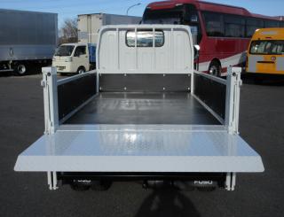 三菱 平ボデー・Wキャブ・シャーシ 小型  2RGーFBAV0 23枚目