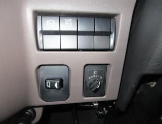 三菱 平ボデー・Wキャブ・シャーシ 小型  2RGーFBAV0 15枚目