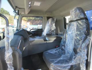 三菱 クレーン付 大型  2PGーFU84VZ 16枚目