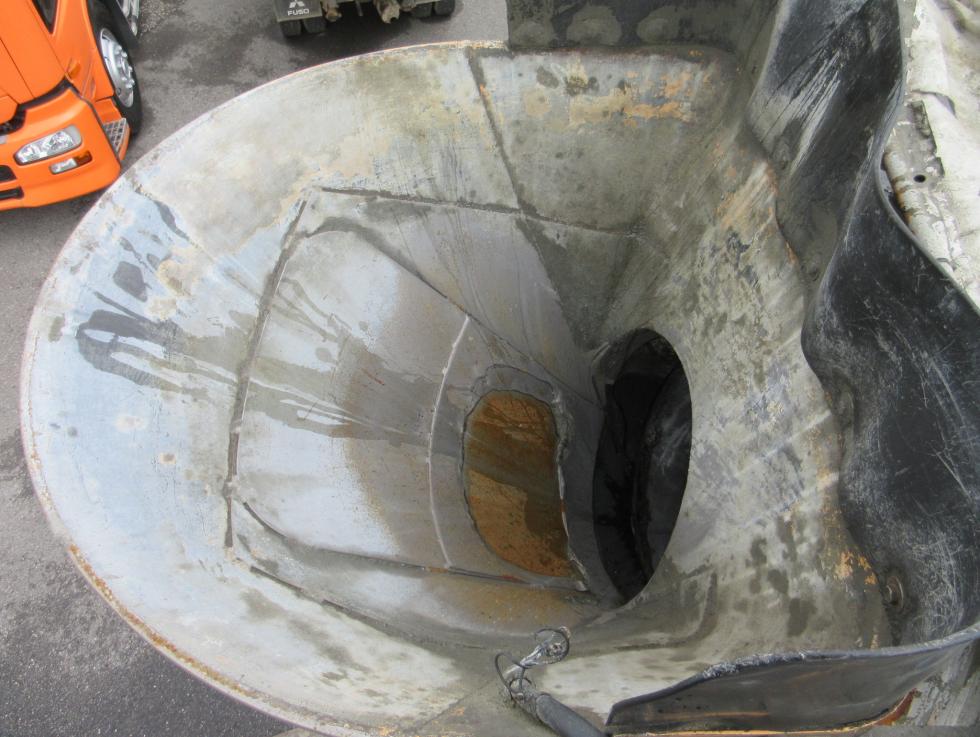 UD ミキサー 大型 平成18年1月 ADGーCW2XL 19枚目