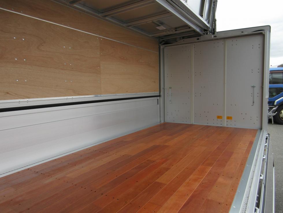 三菱 ウィング 小型 令和5年12月 2RGーFEB50 34枚目