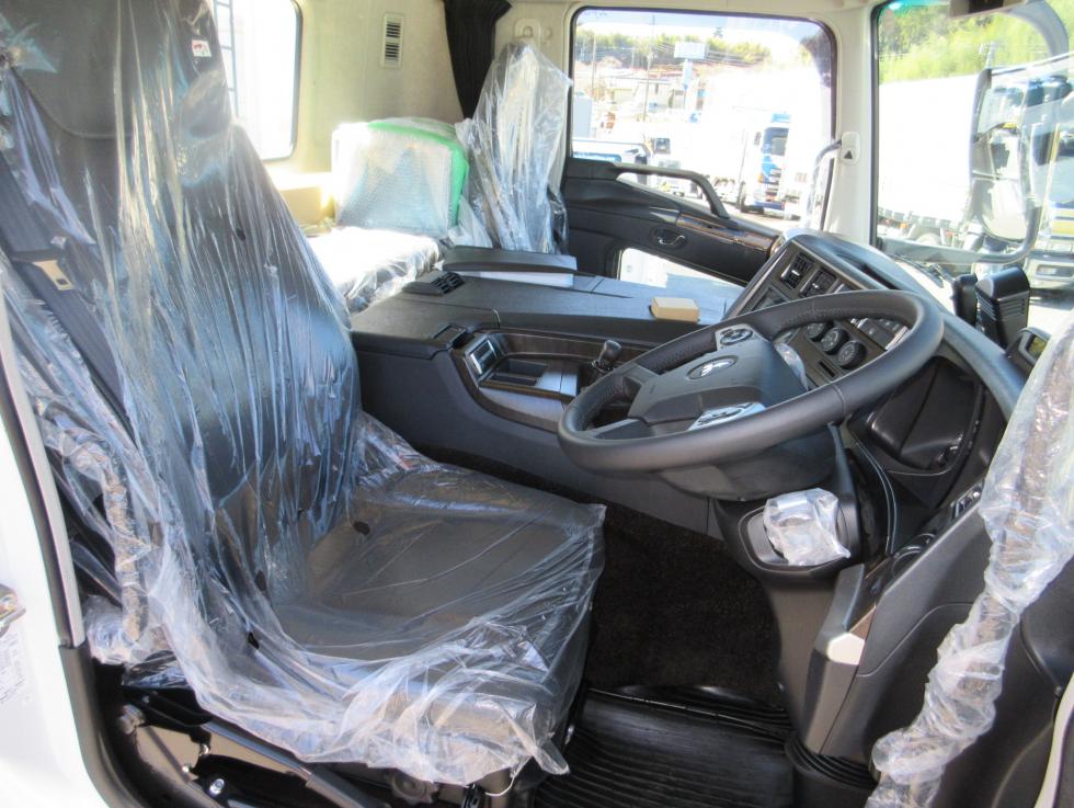 三菱 トラクター 大型  ◆商談中◆　2PGーFP74HDR 7枚目