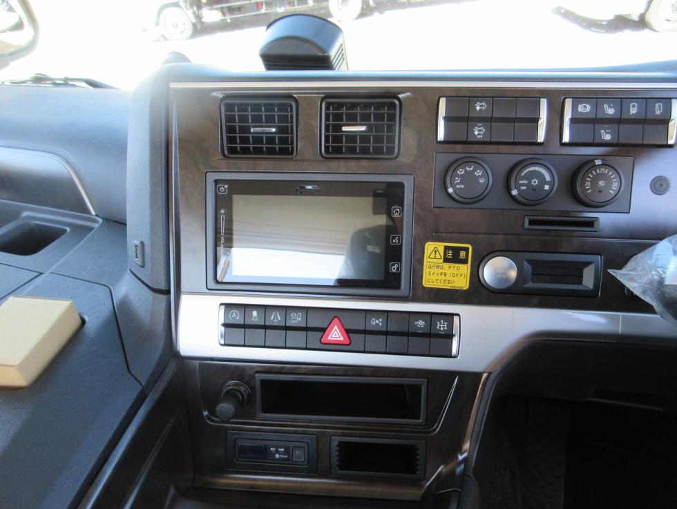 三菱 トラクター 大型  ◆商談中◆　2PGーFP74HDR 14枚目