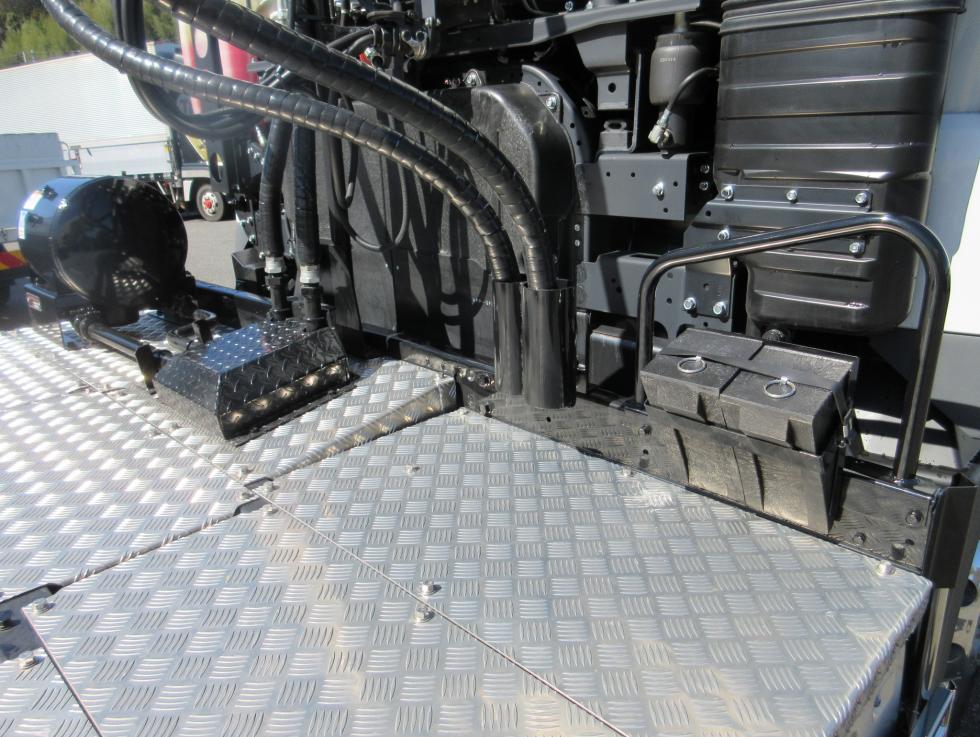 三菱 トラクター 大型  ◆商談中◆　2PGーFP74HDR 48枚目