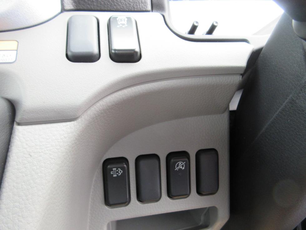 三菱 平ボデー・Wキャブ・シャーシ 小型  2PGーFEB90 15枚目