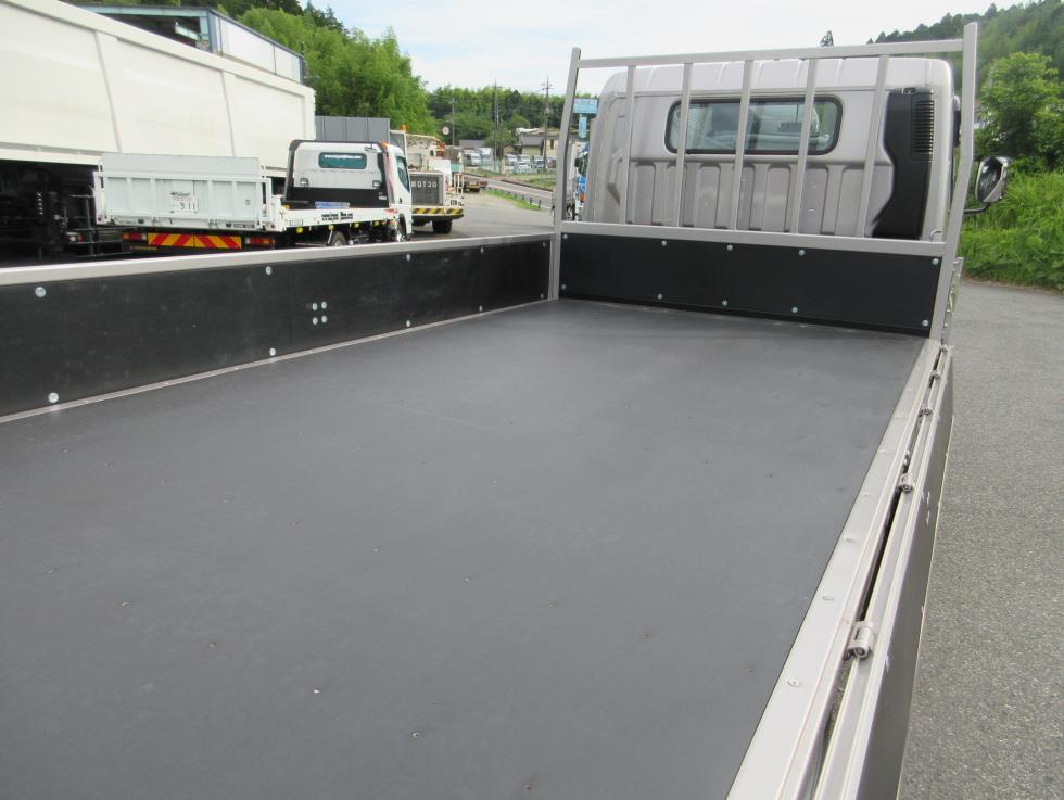 三菱 平ボデー・Wキャブ・シャーシ 小型  2PGーFEB90 26枚目