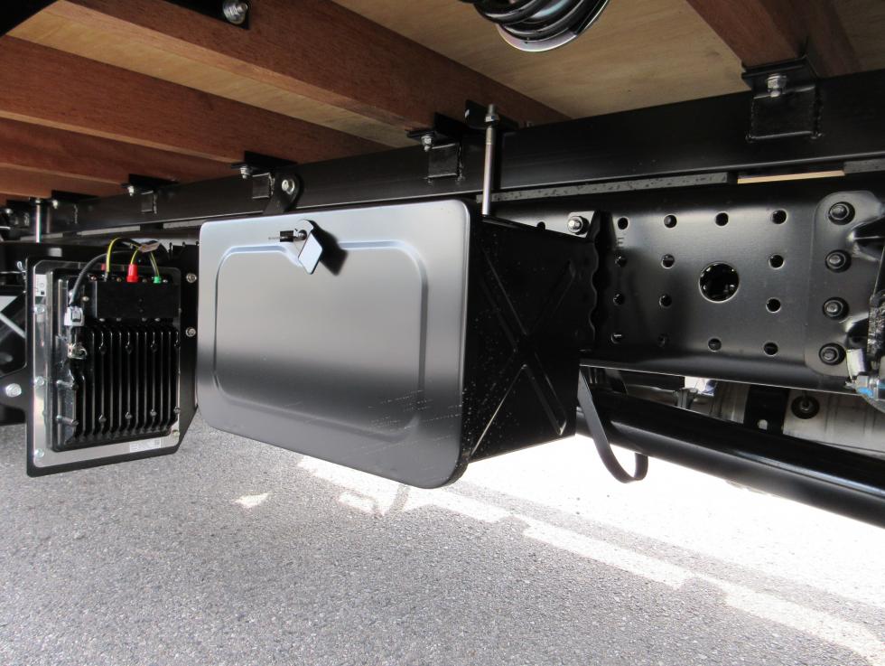 三菱 平ボデー・Wキャブ・シャーシ 小型  2PGーFEB90 49枚目