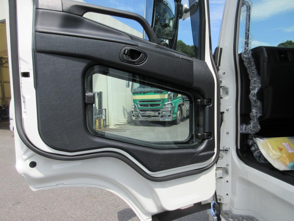 三菱 平ボデー・Wキャブ・シャーシ 大型 令和6年1月 ◆商談中◆　2KG-FS74HZ 18枚目