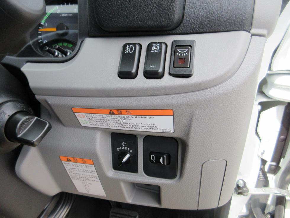 三菱 バン 小型 令和6年7月 ◆商談中◆　2RGーFEB50 10枚目