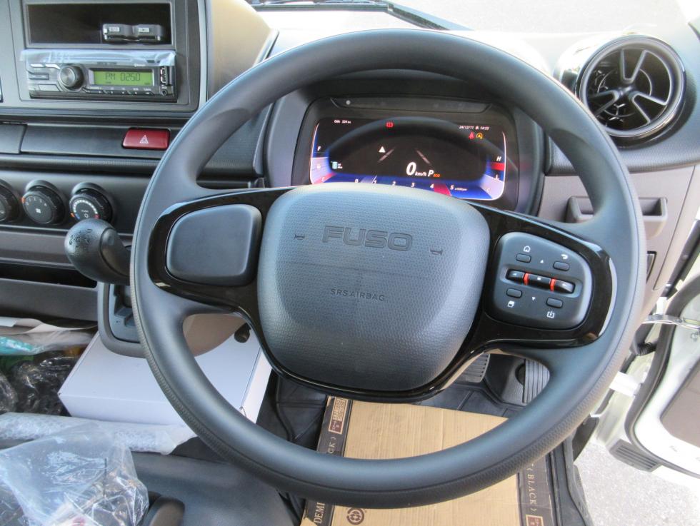 三菱 冷凍・保冷 小型 令和6年10月 ◆商談中◆　2RGーFEAV0 10枚目