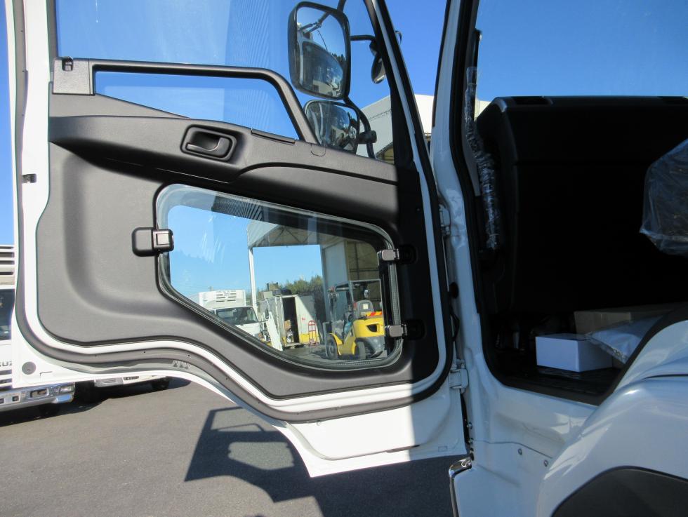 三菱 ウィング 中型 令和6年11月 ◆商談中◆　2KGーFK65F 20枚目