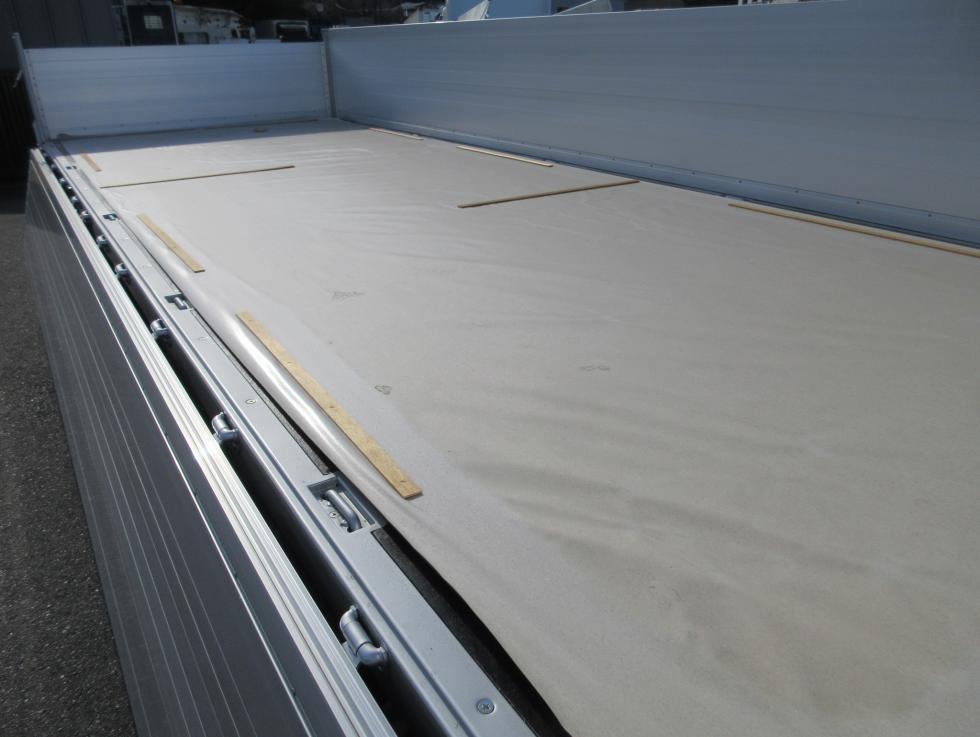 三菱 平ボデー・Wキャブ・シャーシ 中型  ◆商談中◆　2KGーFK62F 27枚目