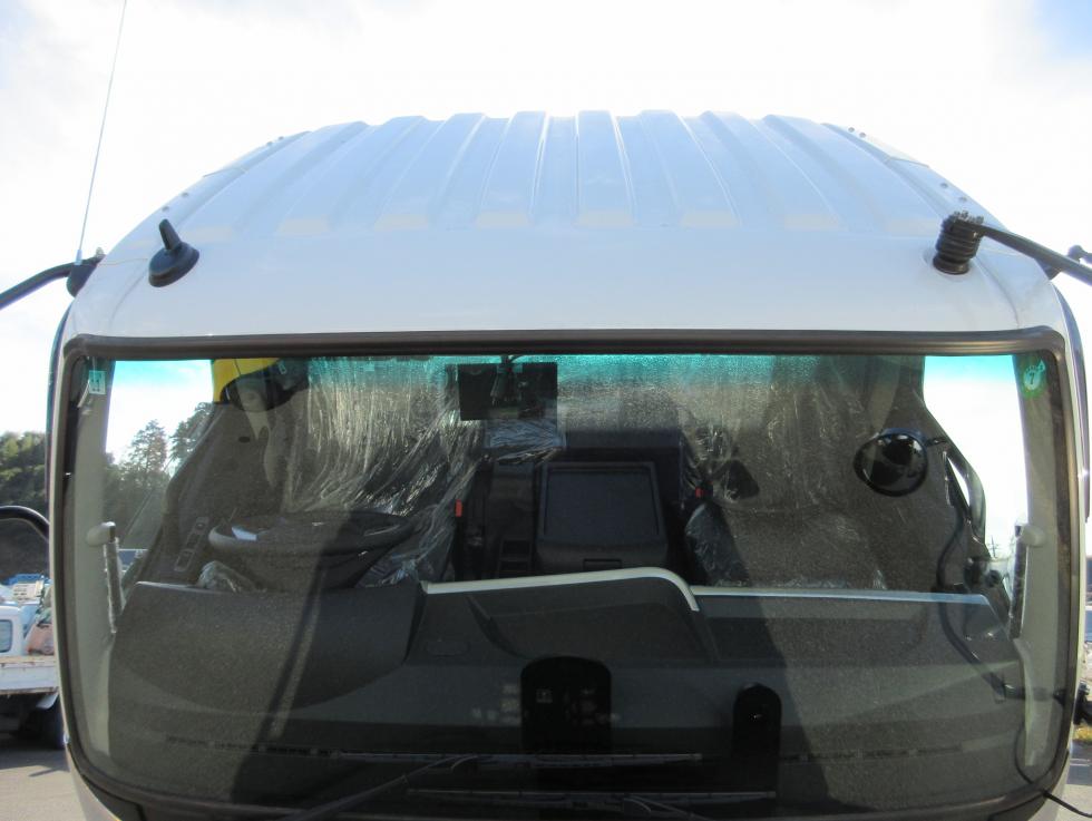 三菱 平ボデー・Wキャブ・シャーシ 中型  ◆商談中◆　2KGーFK62F 43枚目