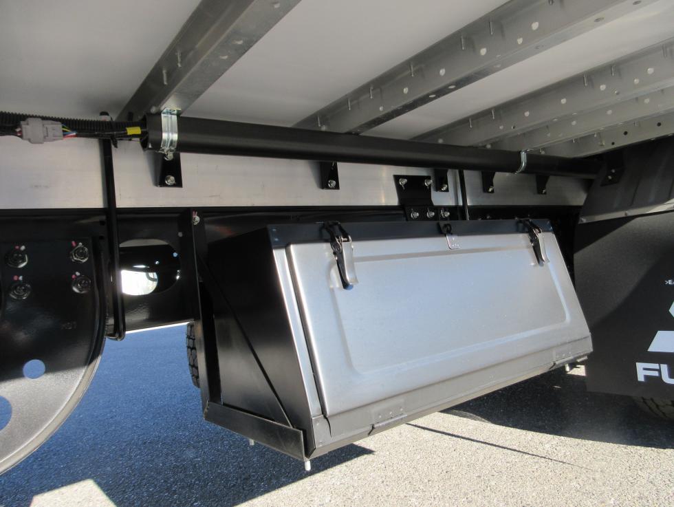 三菱 ウィング 中型 令和6年10月 2KGーFK65F 34枚目