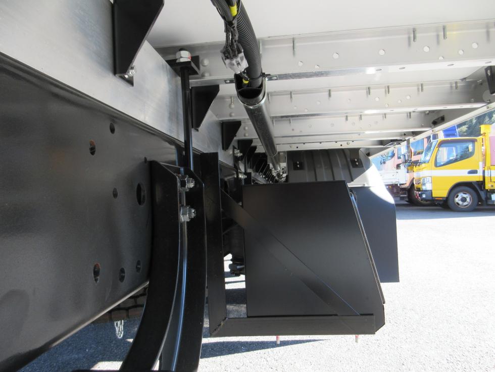 三菱 ウィング 中型 令和6年10月 2KGーFK65F 33枚目