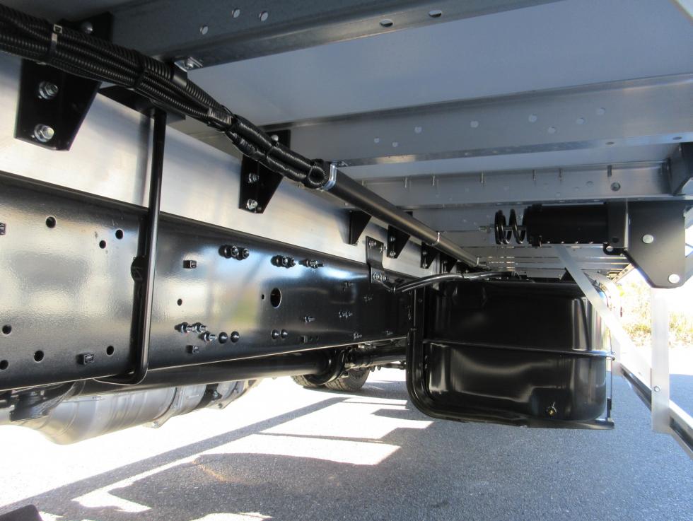 三菱 ウィング 中型 令和6年10月 2KGーFK65F 38枚目