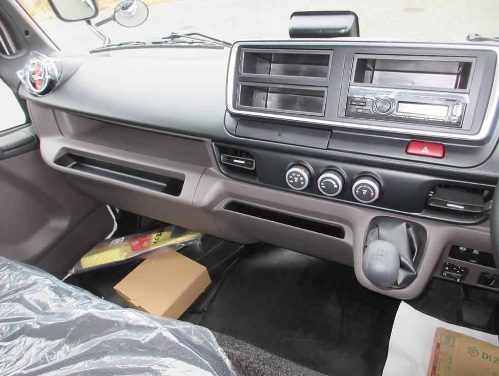 三菱 平ボデー・Wキャブ・シャーシ 小型 令和7年1月 ◆商談中◆　2RGーFEB50 12枚目