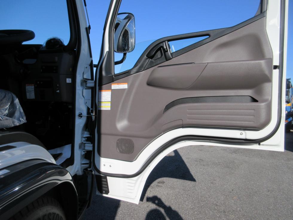 三菱 バン 小型  ◆商談中◆　2PGーFEA80 8枚目