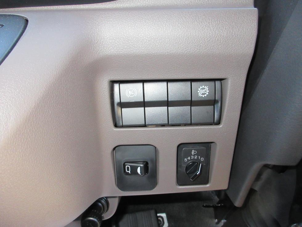 三菱 バン 小型  ◆商談中◆　2PGーFEA80 14枚目