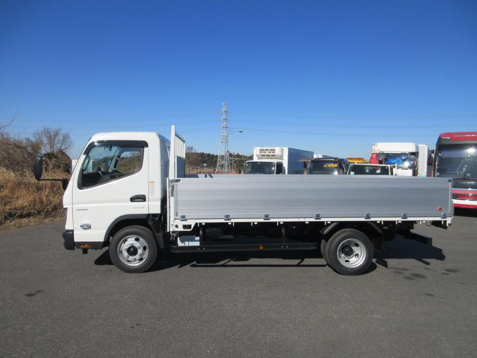 三菱 平ボデー・Wキャブ・シャーシ 小型  2RGーFEB80 4枚目