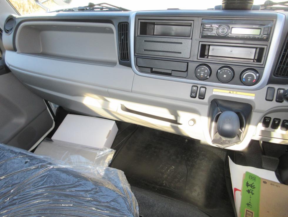 三菱 平ボデー・Wキャブ・シャーシ 小型  2RGーFEB80 13枚目