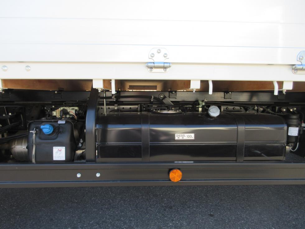 三菱 平ボデー・Wキャブ・シャーシ 小型  2RGーFEB80 35枚目