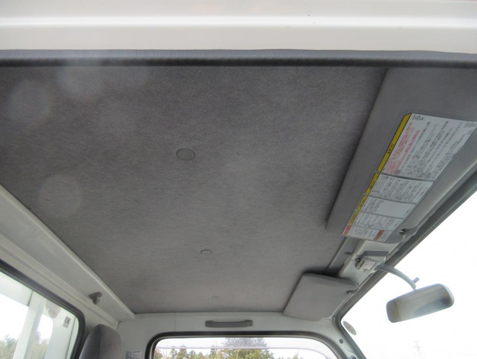 いすゞ 平ボデー・Wキャブ・シャーシ 小型 平成27年4月 TRGーNKR85A 16枚目