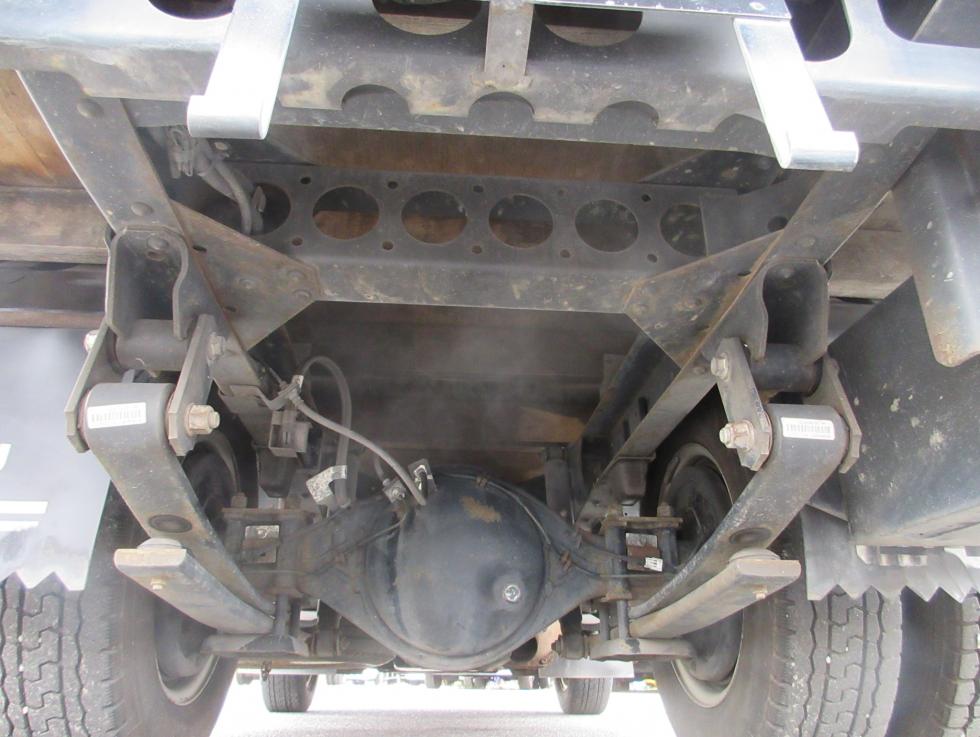 いすゞ 平ボデー・Wキャブ・シャーシ 小型 平成27年4月 TRGーNKR85A 31枚目