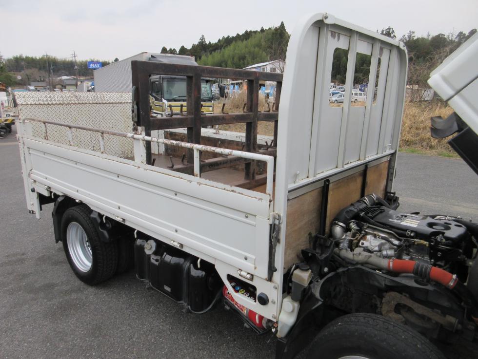 いすゞ 平ボデー・Wキャブ・シャーシ 小型 平成27年4月 TRGーNKR85A 43枚目