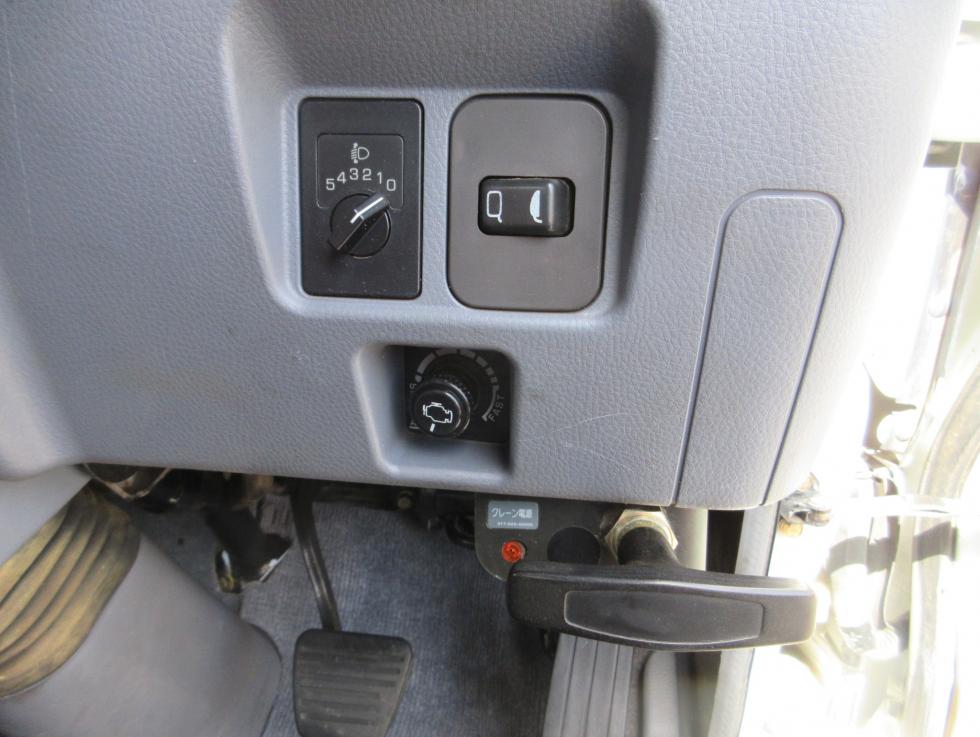 三菱 クレーン付 小型 平成18年3月 ◆商談中◆　PA-FG83DE 10枚目