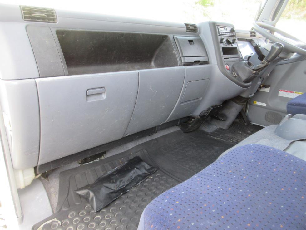 三菱 クレーン付 小型 平成18年3月 ◆商談中◆　PA-FG83DE 17枚目