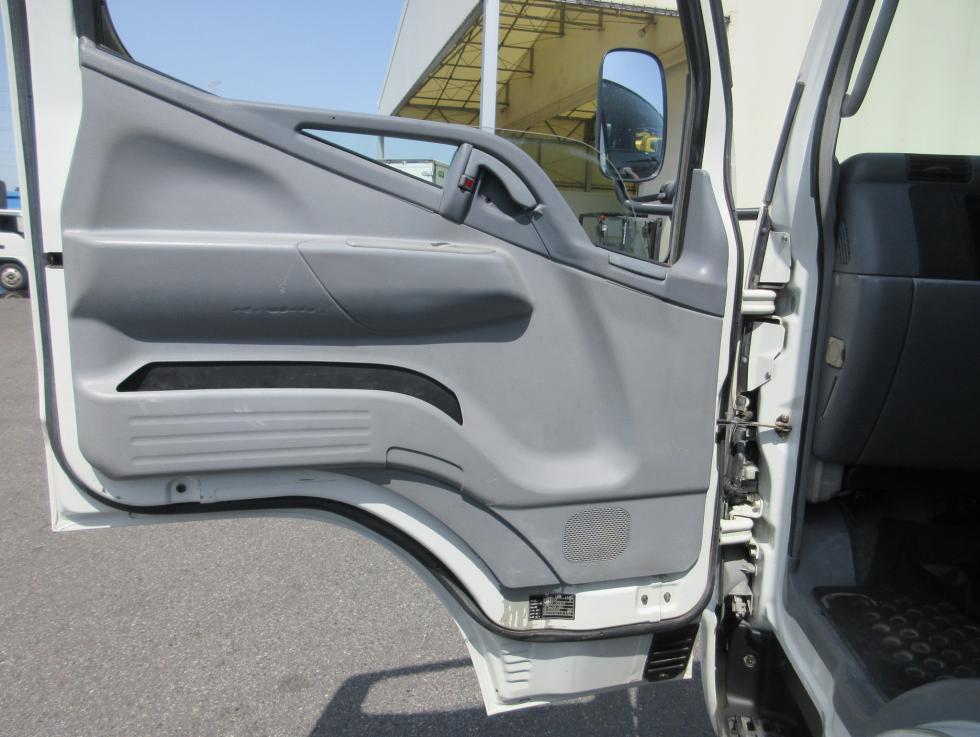 三菱 クレーン付 小型 平成18年3月 ◆商談中◆　PA-FG83DE 18枚目