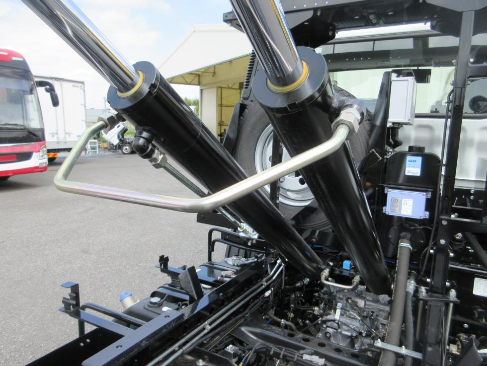 三菱 アームロール 中型 令和7年4月 2KGーFK72F 27枚目