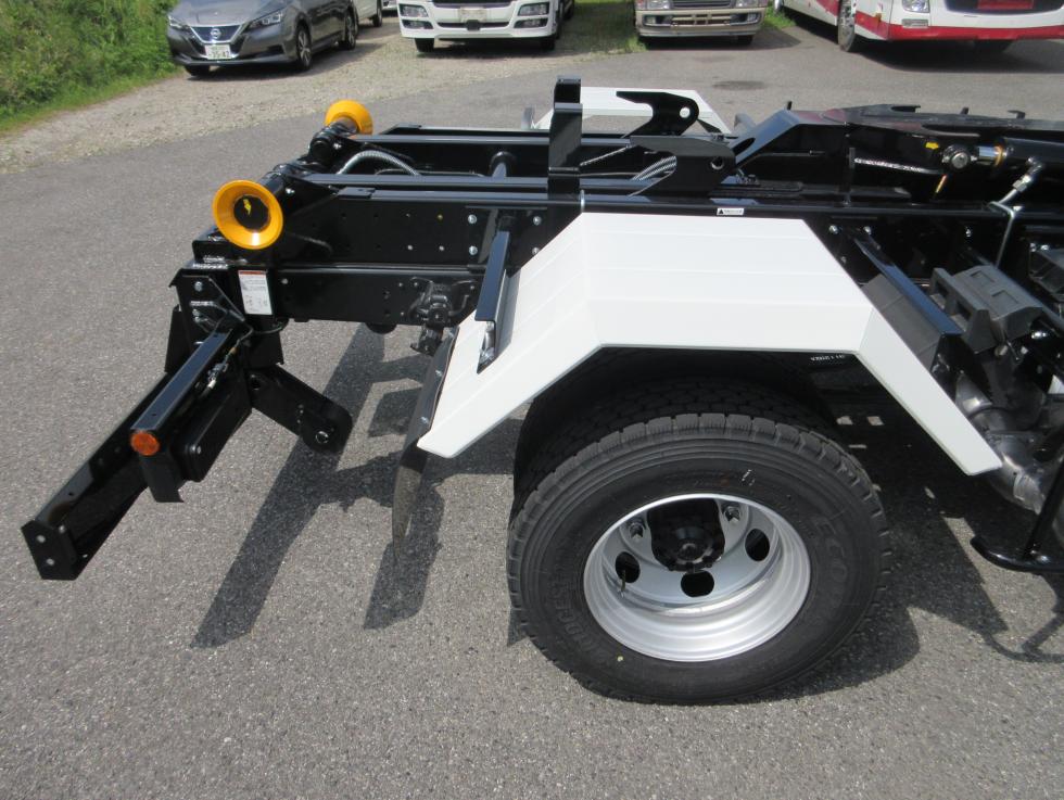 三菱 アームロール 中型 令和7年4月 2KGーFK72F 32枚目