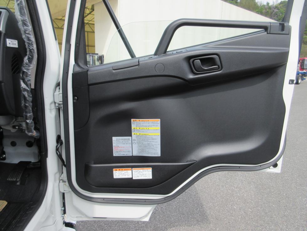 三菱 ウィング 中型 令和7年4月 ◆商談中◆　2KGーFK65F 8枚目