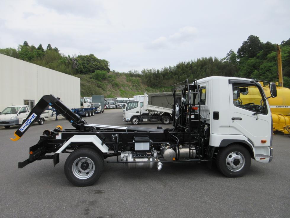 三菱 アームロール 中型 令和7年4月 ◆商談中◆　2KGーFK72F 24枚目