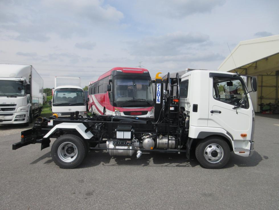 三菱 アームロール 中型 令和7年4月 2KGーFK72F 6枚目