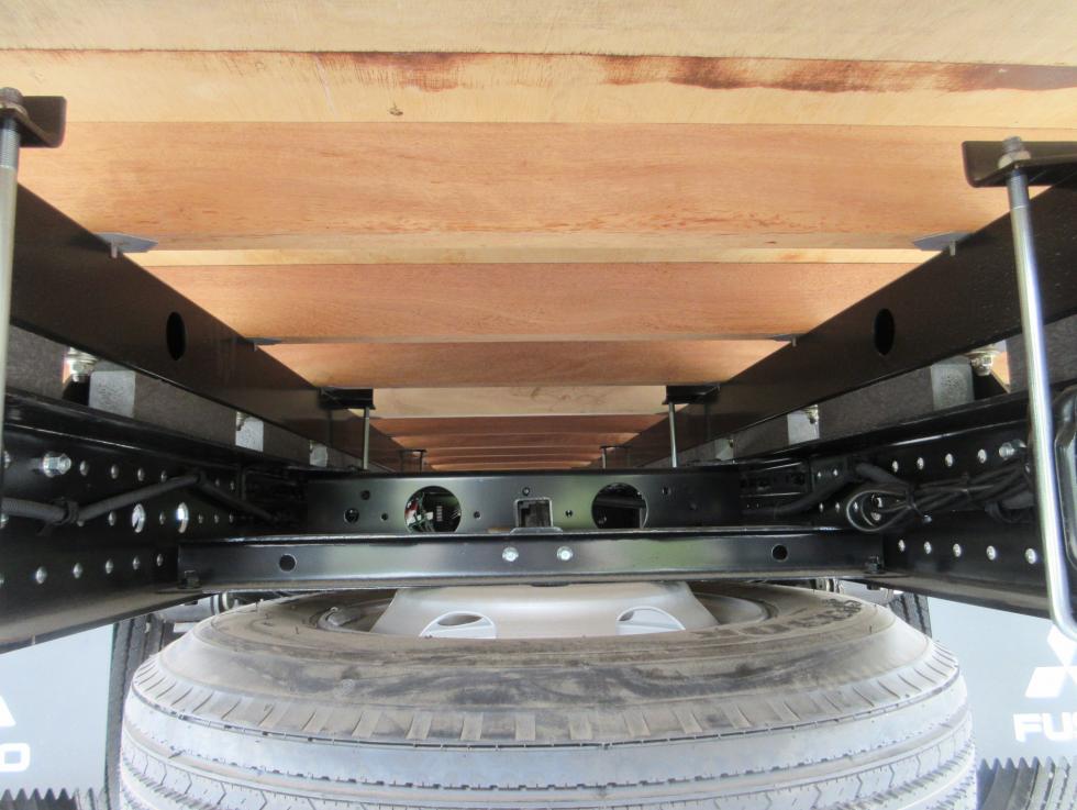 三菱 クレーン付 小型 令和7年4月 ◆商談中◆　2PGーFEB90 35枚目