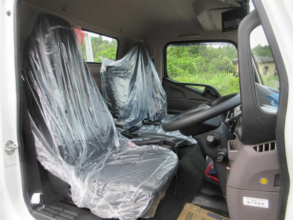 三菱 クレーン付 小型 令和7年3月 ◆商談中◆　2PGーFEB90 7枚目