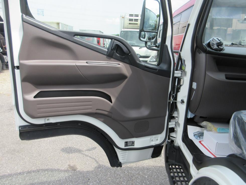 三菱 クレーン付 小型 令和7年3月 ◆商談中◆　2PGーFEB90 19枚目